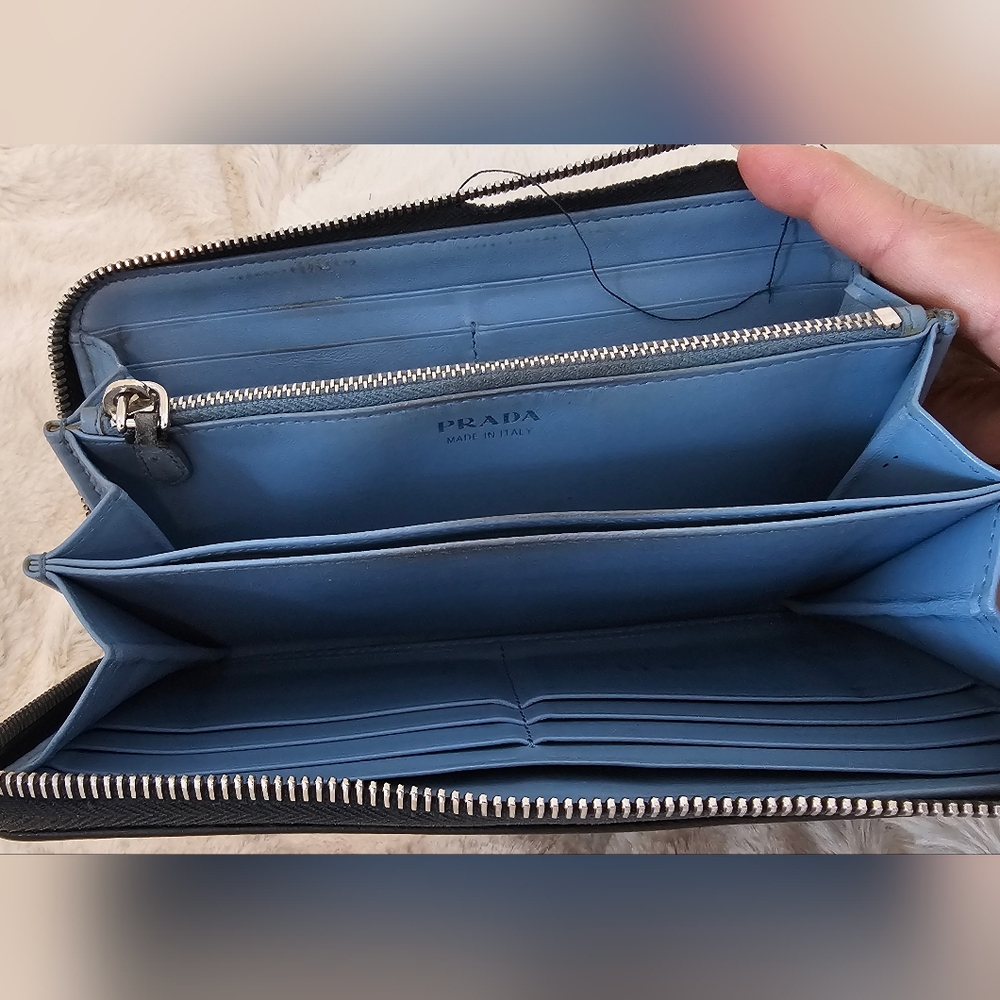 Prada Saffiano Leather Wallet in Black - Picture 3 of 3